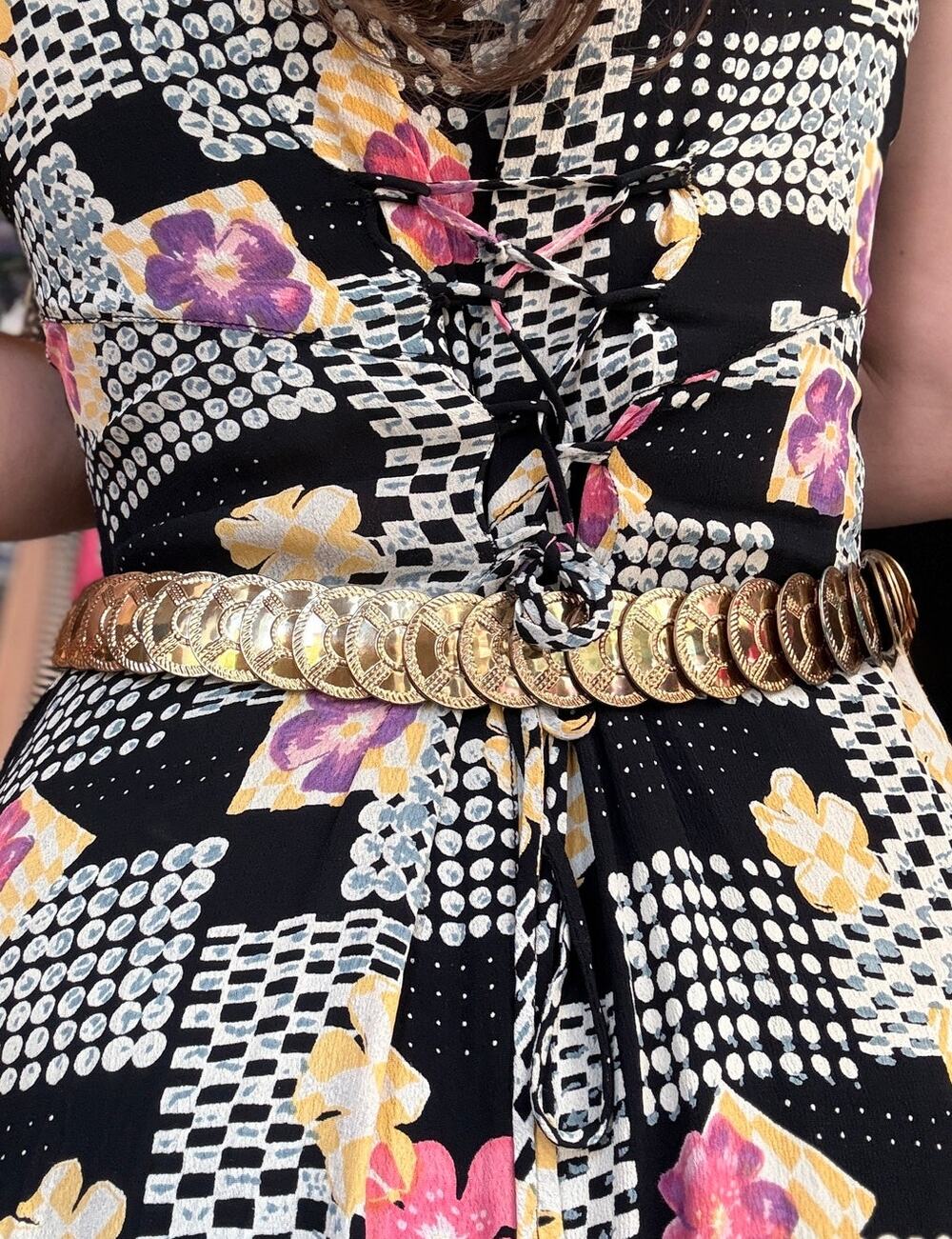 Vintage 80s Gold Disc Belt | Embossed Coin Stretch Waist Belt | M/L